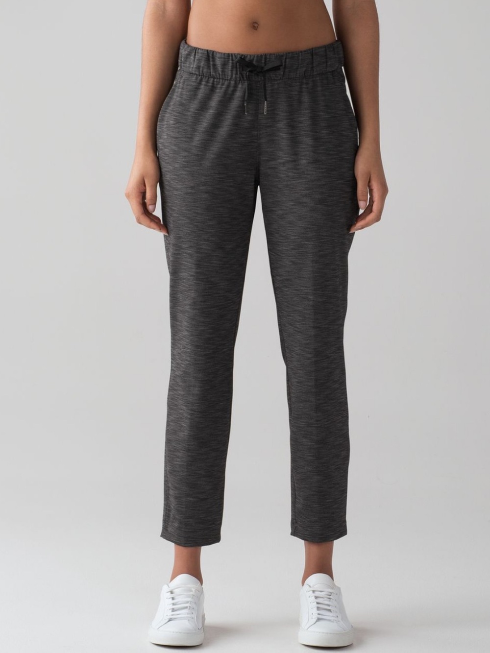 Lululemon On The Fly Pant (28") | Heathered Black | Size 4